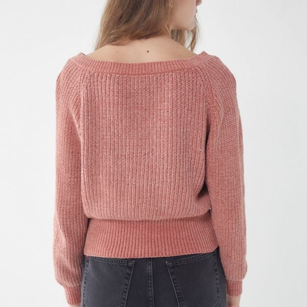 UO Cozy Chenille V-Neck Sweater - Picture 3 of 5